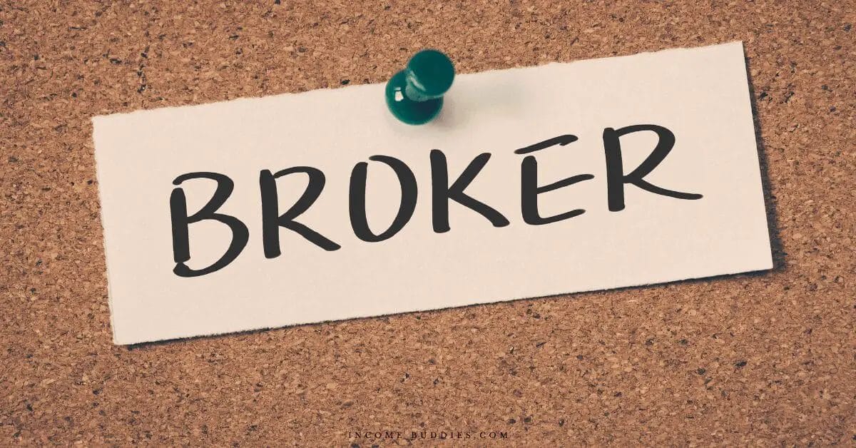 7 Online Brokerages vs Traditional Brokerages in Singapore: Making The Right Investment Choice